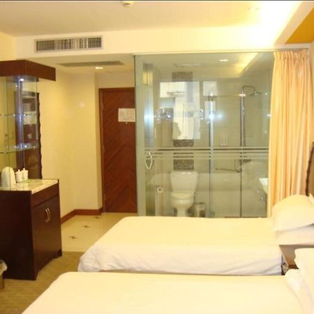 Peach Blossom Castle Hotel เซี่ยงไฮ้ ภายนอก รูปภาพ