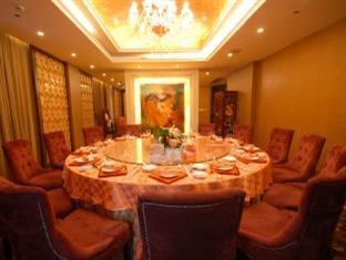 Peach Blossom Castle Hotel เซี่ยงไฮ้ ภายนอก รูปภาพ